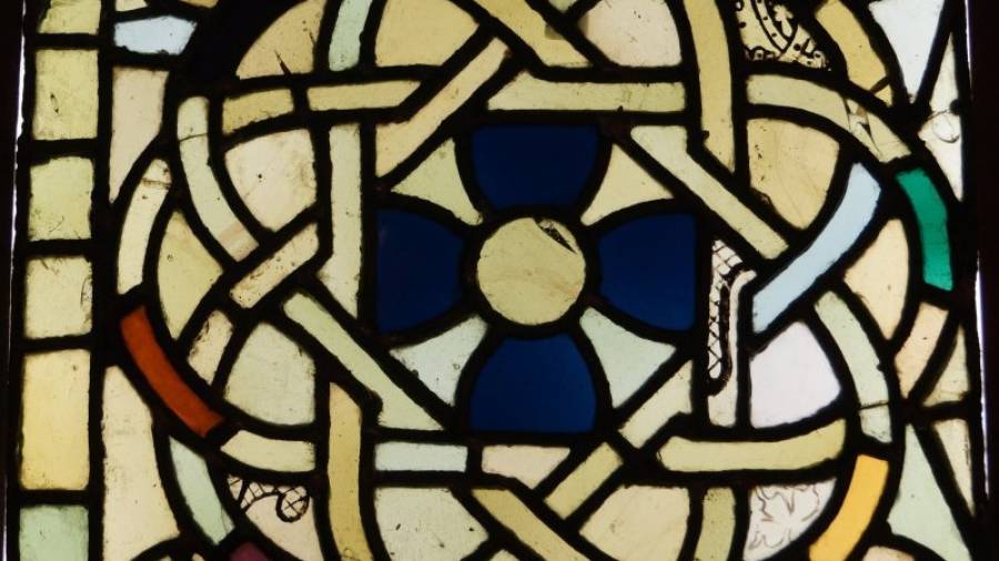 Detall dels vitralls del transsepte sud de l´església del Reial Monestir de Santes Creus que ha estat intervingut recentment pel Centre de Restauració de Béns Mobles. Foto: CRBMC