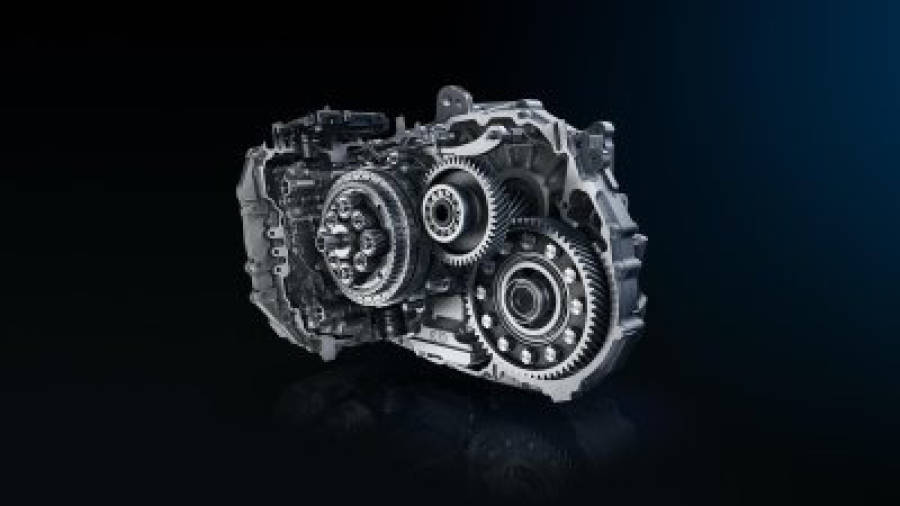 El 308 estrena la combinación del motor 1.6L BlueHDi 120 CV con la nueva caja de cambios automática con convertidor de par EAT6.
