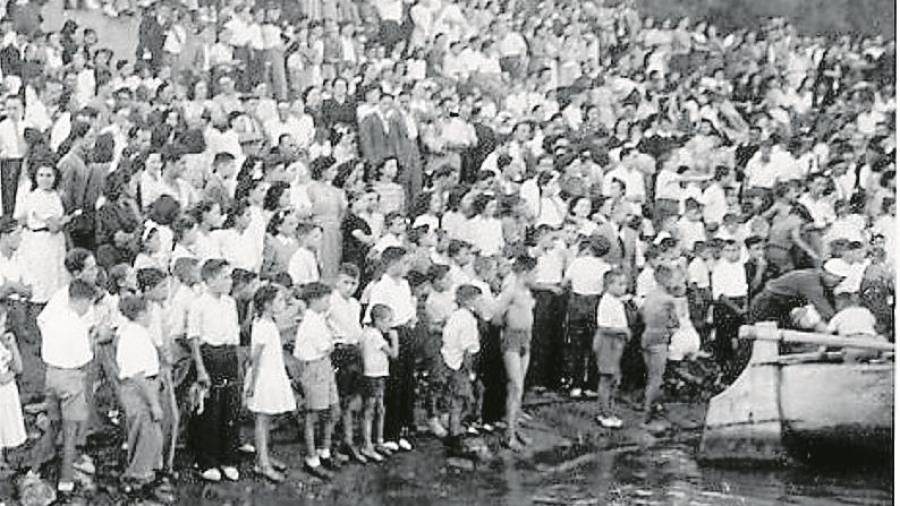 Públic a la Festa del Riu als anys 50.. FOTO: FONS OSCAR KURZ
