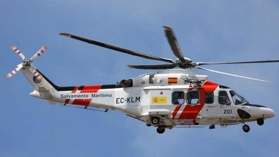 La víctima ha sido evacuada en este helicóptero de Salvamento Marítimo.