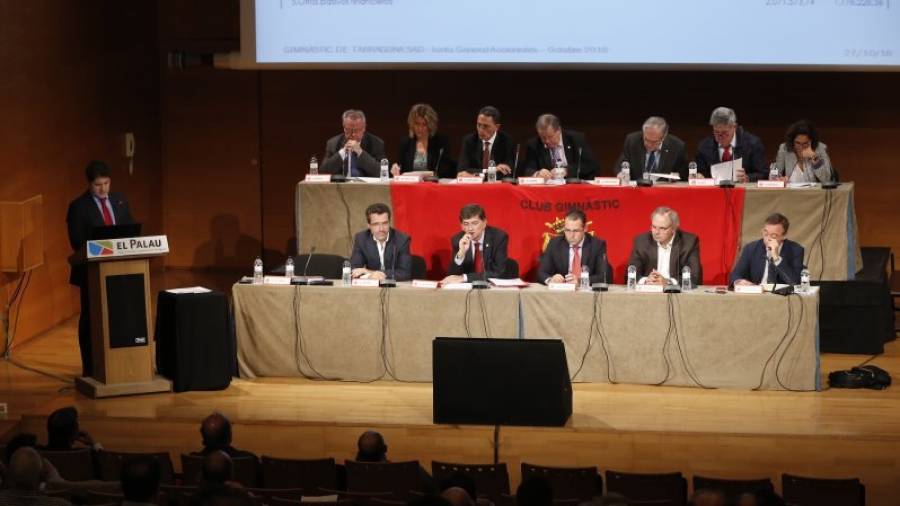 Lluís Fàbregas durante la presentación de los balances económicos del club grana en la Junta General de Accionistas de la SAD del Nàstic. Foto: pere ferré