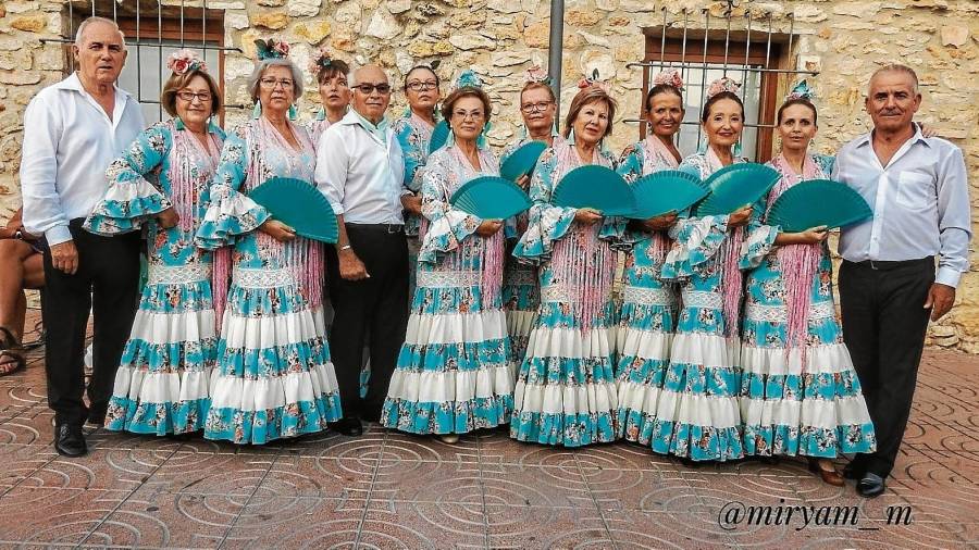 El cuadro de baile Sentimiento andaluz amenizará la velada del śabado en el Casal Municipal. FOTO: Cedida