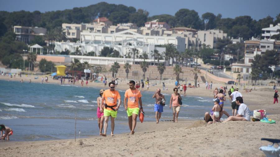 Las playas torrenses registraron una alta asistencia de usuarios este pasado verano. FOTO: CEDIDA