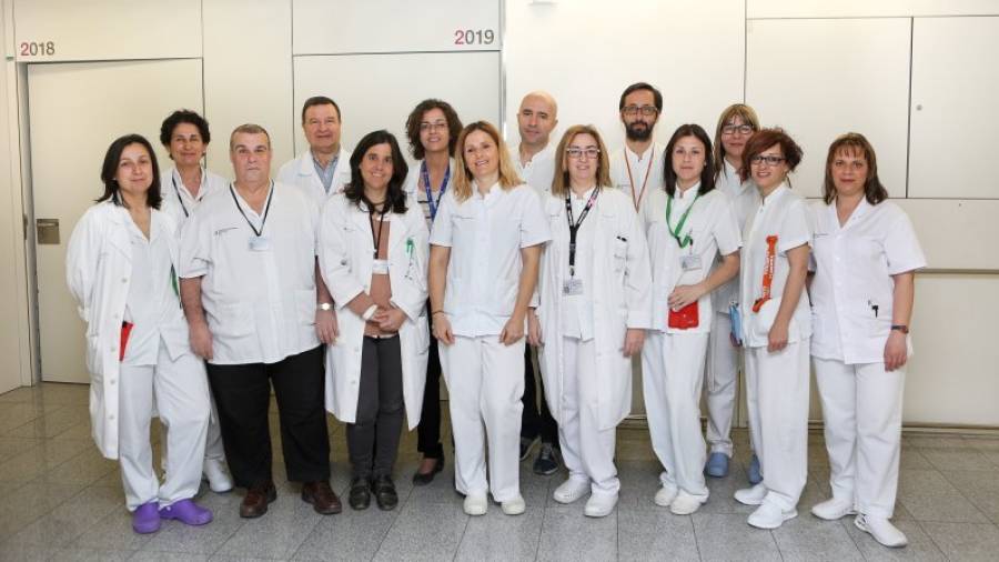 Imagen de grupo de los profesionales del servicio de Urología del Hospital Sant Joan de Reus. FOTO: ALBA MARINÉ