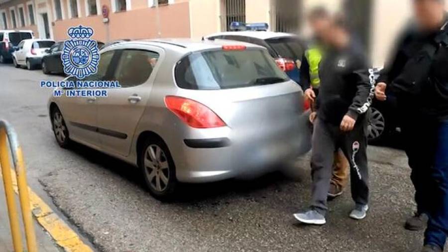 Detenido un ciberpedófilo en Tarragona por mostrar los genitales y acosar a menores
