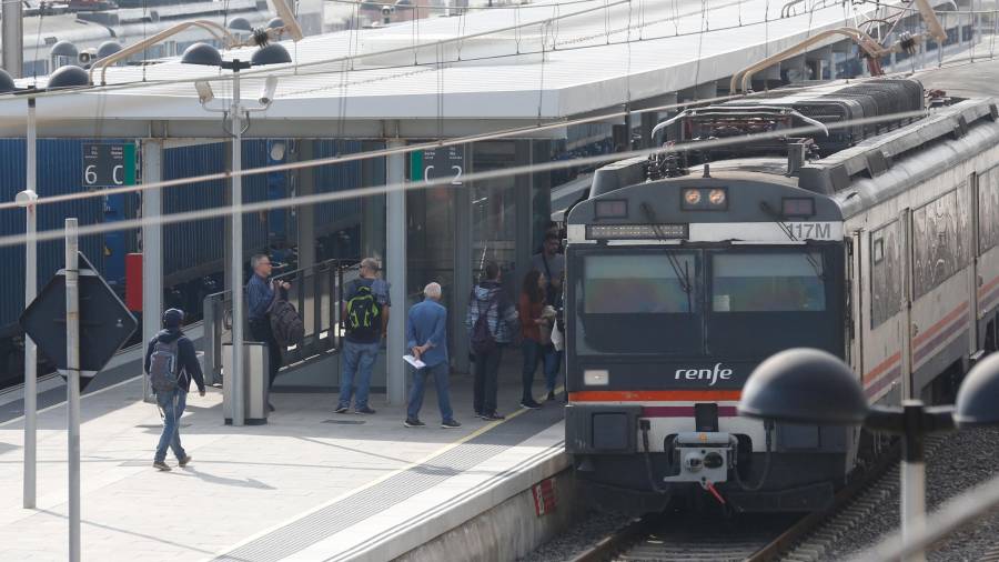 La estación de Tarragona perderá trenes. PEE FERRÉ