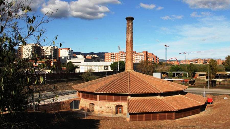 La Bòbila Sugranyes muestra uno de los ejemplos del patrimonio industrial reusense. FOTO: AJUNTAMENT DE REUS