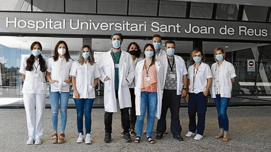 Imagen del equipo de la Unitat d'Hospitalitzaci&oacute; a Domicili del Hospital Sant Joan. Foto: Cedida&nbsp;
