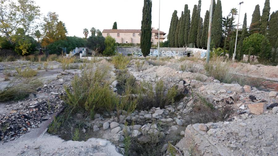 Se encontraron restos de un poblado ibérico en los antiguos terrenos del Club Tenis Vilafortuny. FOTO: Pere Ferré