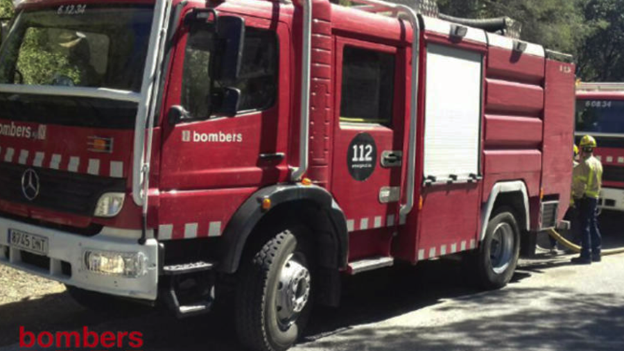 A la zona acudieron cuatro dotaciones de bomberos.