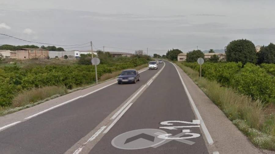 La carretera C-12 entre Jesús i Aldover. Google Street View