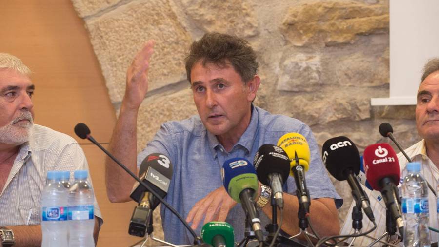 L’alcalde de Batea, Joaquim Paladella, insta el Govern a complir el conveni signat amb relació a la residència. Foto: Joan Revillas