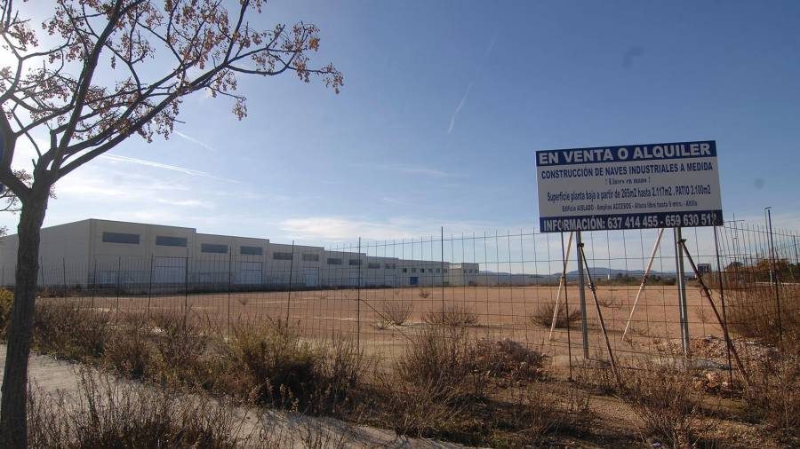Segons el director de la Càtedra, el Baix Ebre disposa de molt sòl industrial que es podria aprofitar més. Foto: Joan Revillas