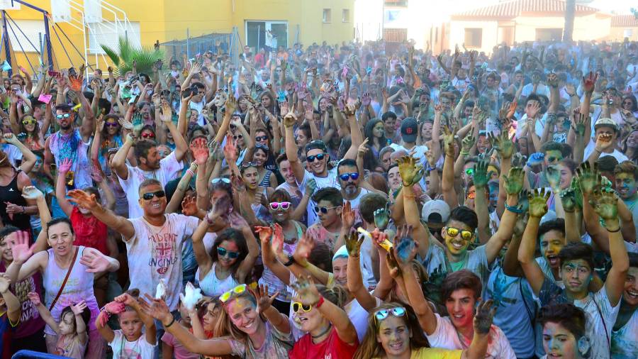 Festa Holi dins els actes de Sant Bartomeu de l'any passat.