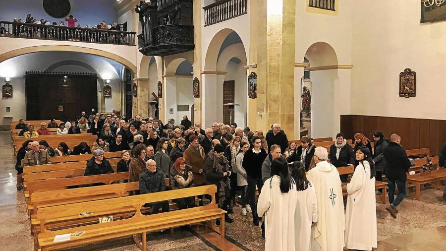 Celebración de la misa del gallo en la parroquia de Torredembarra, el año pasado. FOTO: Mn. Francesc Esteso, rector, i Consell Parroquial de Torredembarra