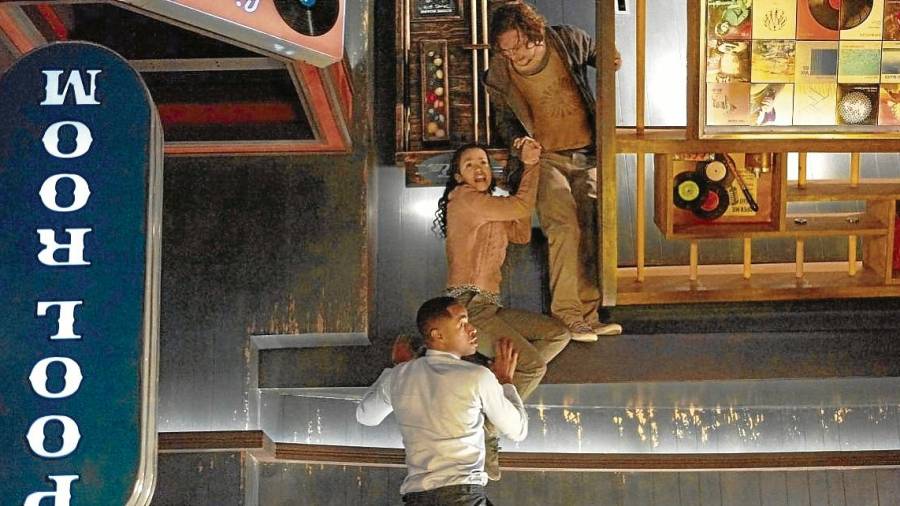 Jay Ellis, Taylor Russell y Logan Miller, en una escena de la ‘Escape Room’, que tendrá secuela. Foto: Sony Pictures