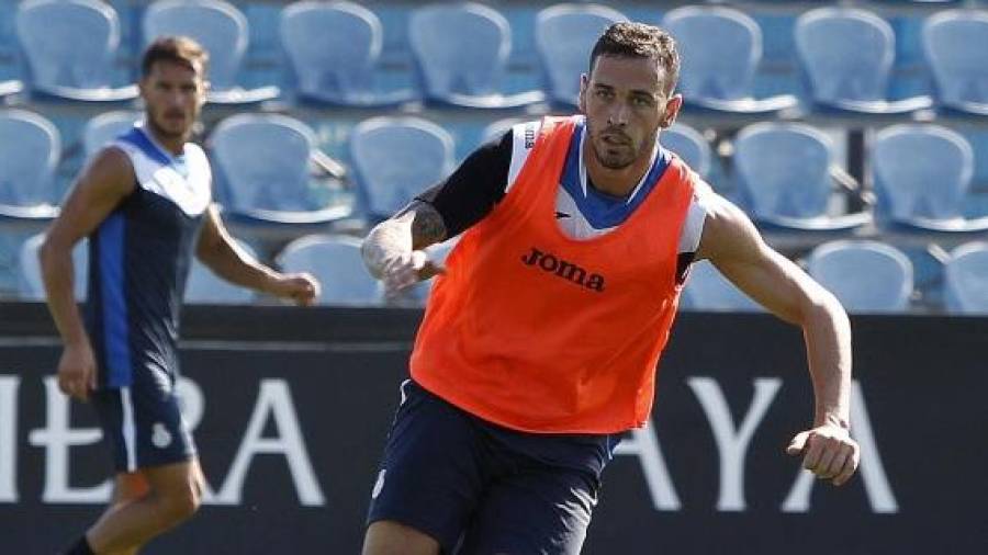 Álvaro Vázquez durante un entrenamiento con el RCD Espanyol. FOTO: Diario Sport