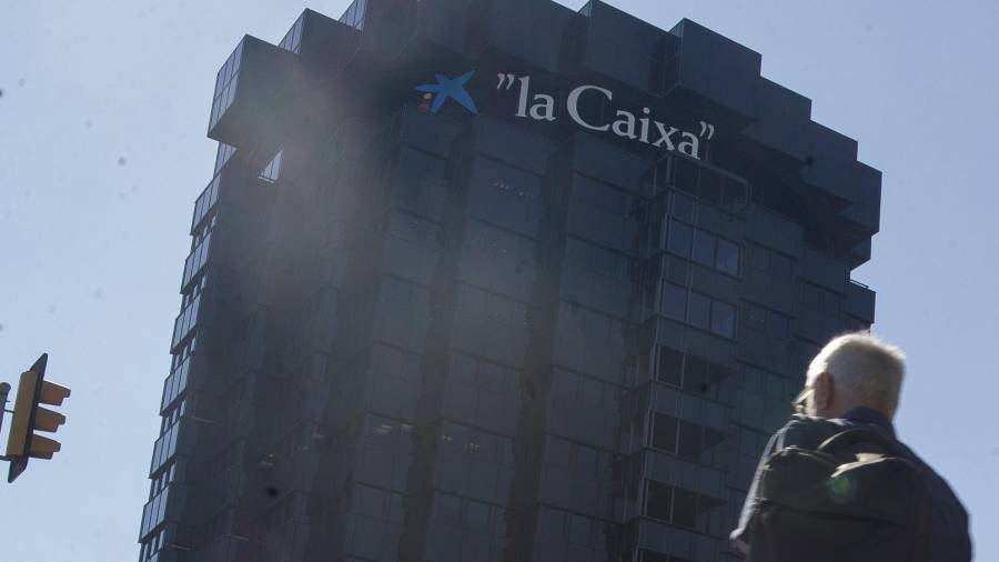 Sede de CaixaBank en la Diagonal de Barcelona. EFE