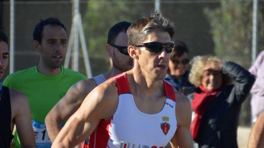 En la imagen el corredor de la Fatarella Xavi Ortín, durante la disputa de una prueba. Foto: cedida