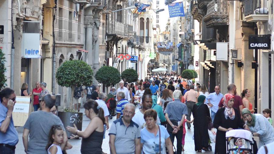 El comercio Ferreres de la calle Llovera ha detectado un aumento del cliente extranjero. Foto: Alfredo González