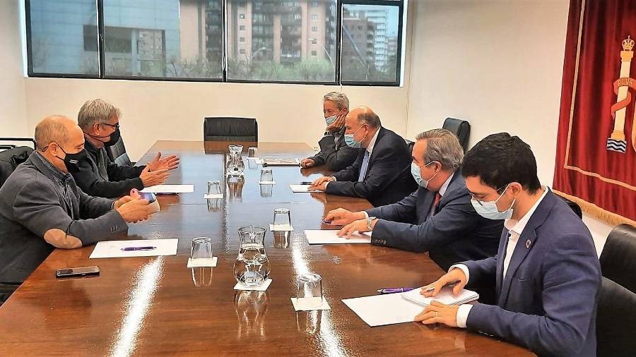 La reunión se ha celebrado esta mañana en la sede de la Subdelegación, en Tarragona. FOTO: cedida