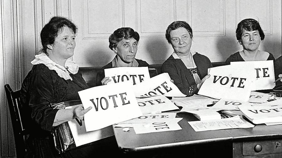 Las sufragistas exigieron durante años hasta conseguirlo que las mujeres tuvieran derecho a voto, exactamente igual que los hombres. Algunas pagaron con la cárcel su lucha.