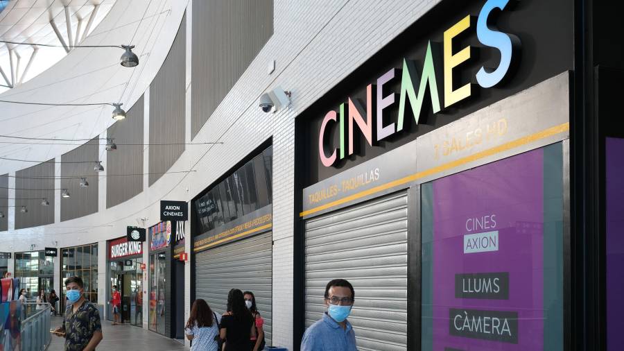 Las salas del cine de La Fira han estado cerradas por la pandemia del Covid-19. FOTO: FABIÁN ACIDRES