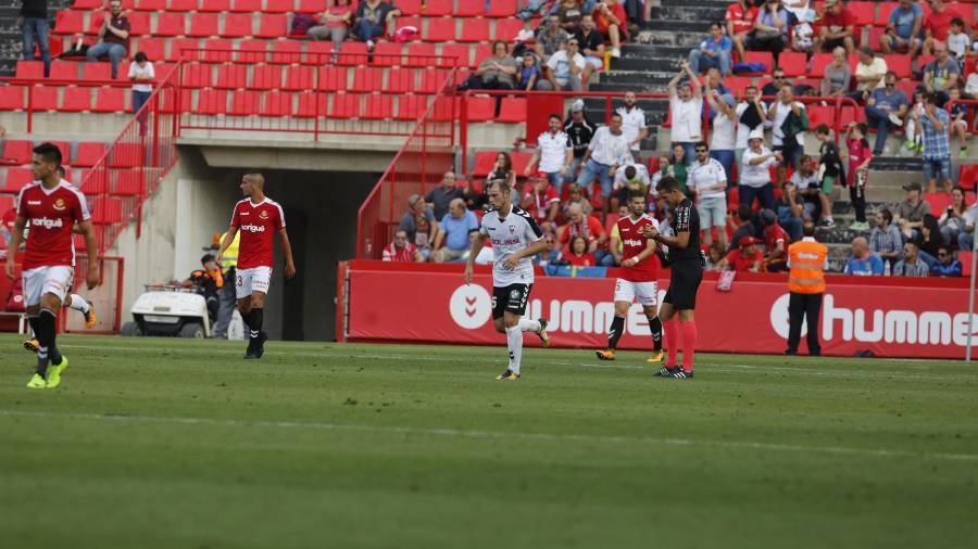 Zozulya logró marcar en visita al Nou Estadi. Foto: Pere Ferré