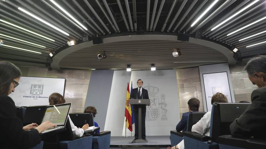 El presidente del Gobierno, Mariano Rajoy, durante una comparecencia esta tarde en el Palacio de La Moncloa