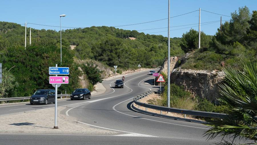 El desarrollo de La Budellera debe poner en valor la rotonda de entrada a la ciudad desde la antigua carretera de Barcelona. FOTO: FABIÁN ACIDRES