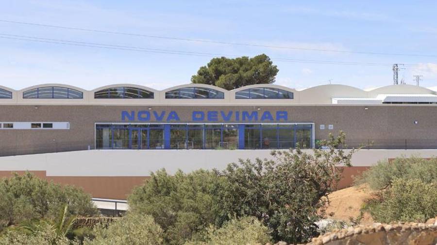 Nova Devimar es una empresa dedicada a la depuración y distribución al por mayor de todo tipo de mariscos.