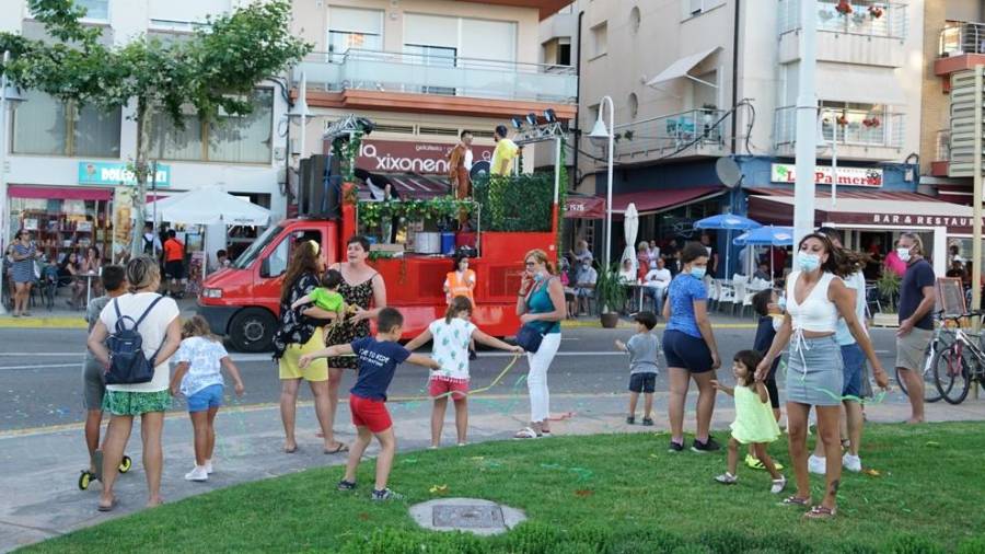 Dissabte al vespre va tenir lloc el primer espectacle. FOTO: AJUNTAMENT DE L’AMPOLLA