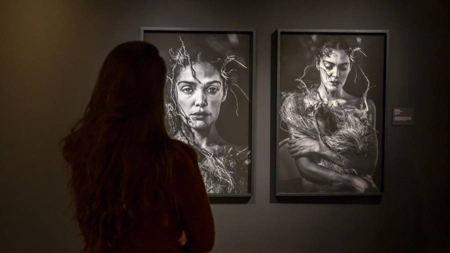 Retrats de l'exposició fotogràfica 'La Muda', dels artistes audiovisuals Josep Piñol i Greta Díaz. FOTO: J. Revillas