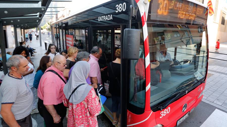 El autobús de Tarragona mantendrá los precios durante el año que viene.