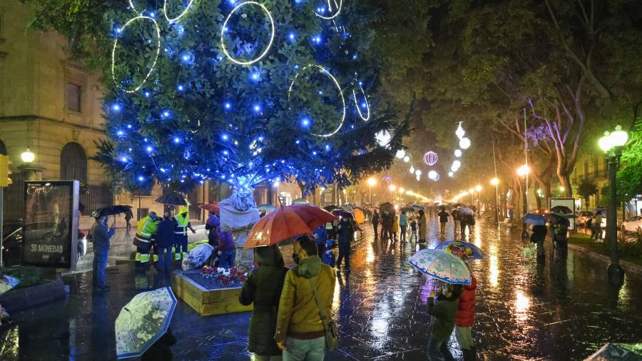 Imagen de las luces de Navidad en Tarragona. Fabián Acidres