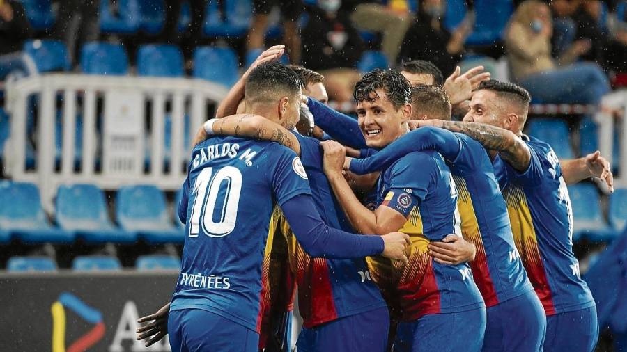 Los jugadores del Andorra celebran un gol conseguido esta temporada. FOTO: FC ANDORRA