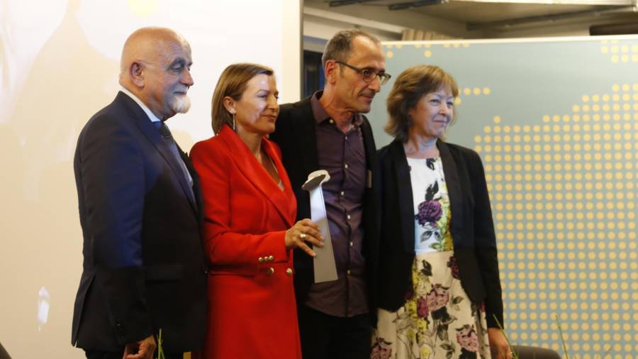 Carme Forcadell durant el lliurament del premi a Brussel·les. FOTO: ACN