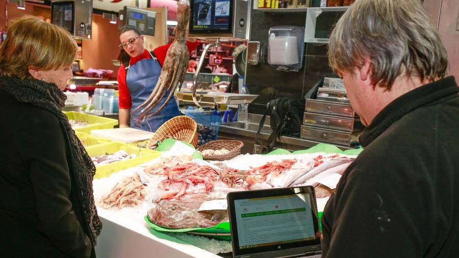 Los clientes pueden pedir que los paradistas les preparen los productos a su gusto.