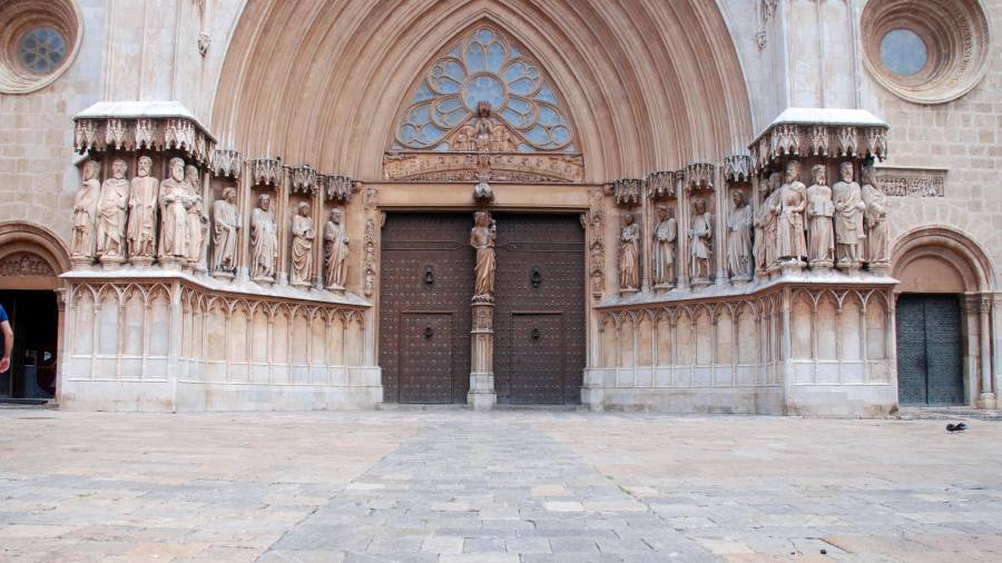 Portal de la catedral de Tarragona. FOTOS: JORDI ROVIRA