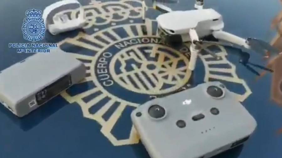 El dron interceptado por la Policía Nacional.