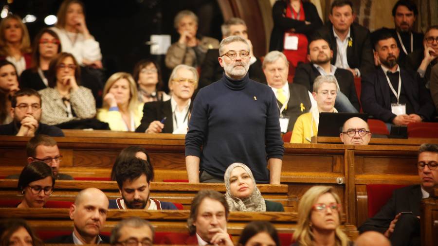 El diputat de la CUP Carles Riera en el moment de la votació al debat d'investidura de Jordi Turull el 22 de març del 2018.