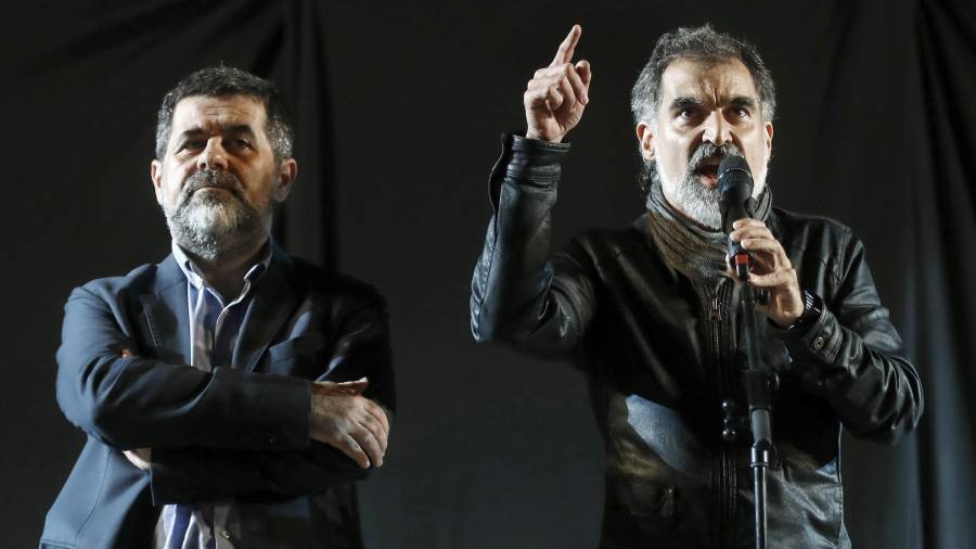 Jordi Sánchez (izquierda) y Jordi Cuixart, en una imagen de archivo.
