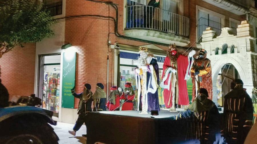 Els Reis al carrer del Grau d’Amposta. Foto: Nerea Serra