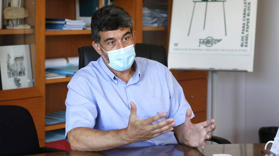 El gerente Ramon Descarrega, ayer, en el edificio de la Regió Sanitària de Tarragona. FOTO: PERE FERRÉ