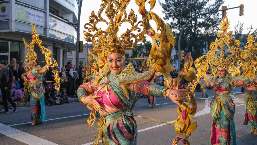 Imagen de la rua de Carnaval de Tarragona, del año pasado. Foto: F. Acidres