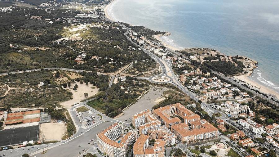 Imagen aérea de la zona que el POUM anulado preveía el nuevo barrio de la Budellera. FOTO: PERE FERRÉ