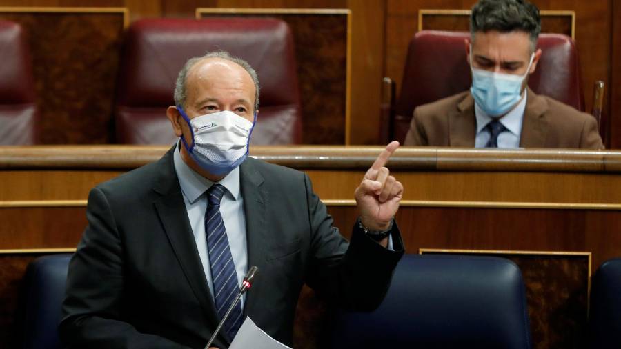 Imagen del ministro de Justicia, Juan Carlos Campo, durante su intervención de este miércoles en el Congreso. Foto. EFE