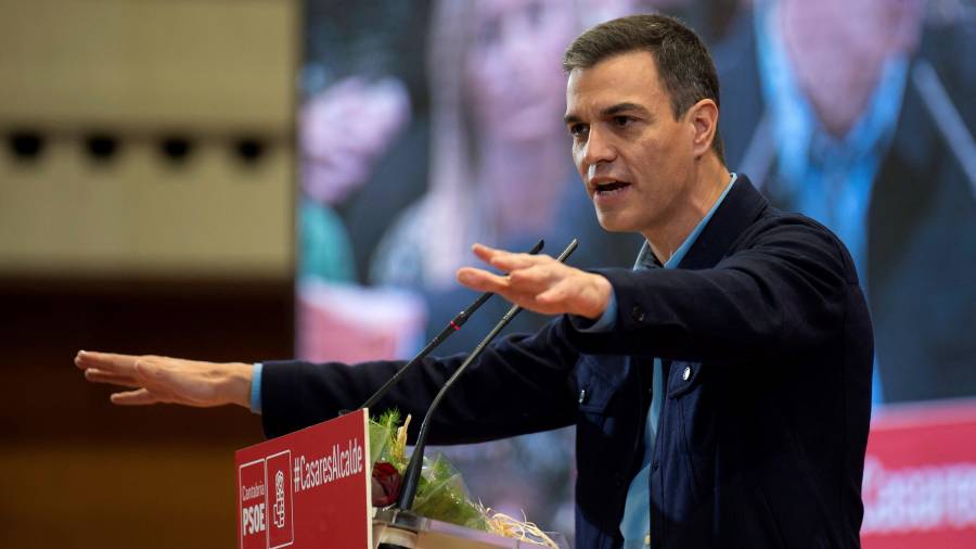 El presidente del Gobierno y secretario general del PSOE, Pedro Sánchez, durante su intervención