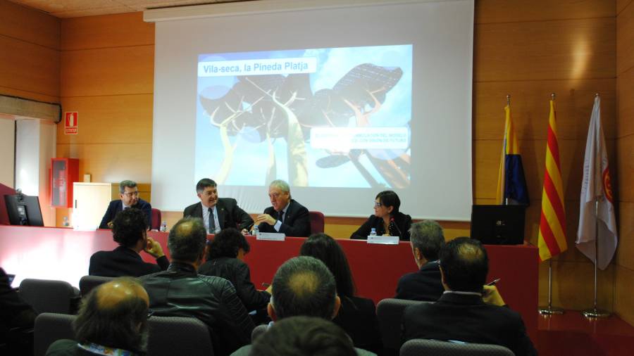 L'alcalde Josep Poblet ha presidit aquest Fòrum que se celebra a Vila-seca.