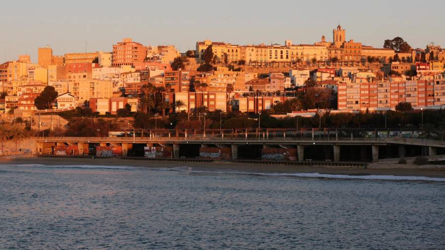 Tarragona, pese a sus siete kilómetros de playa, no ha sabido venderse como destino de costa. Lluís Milián